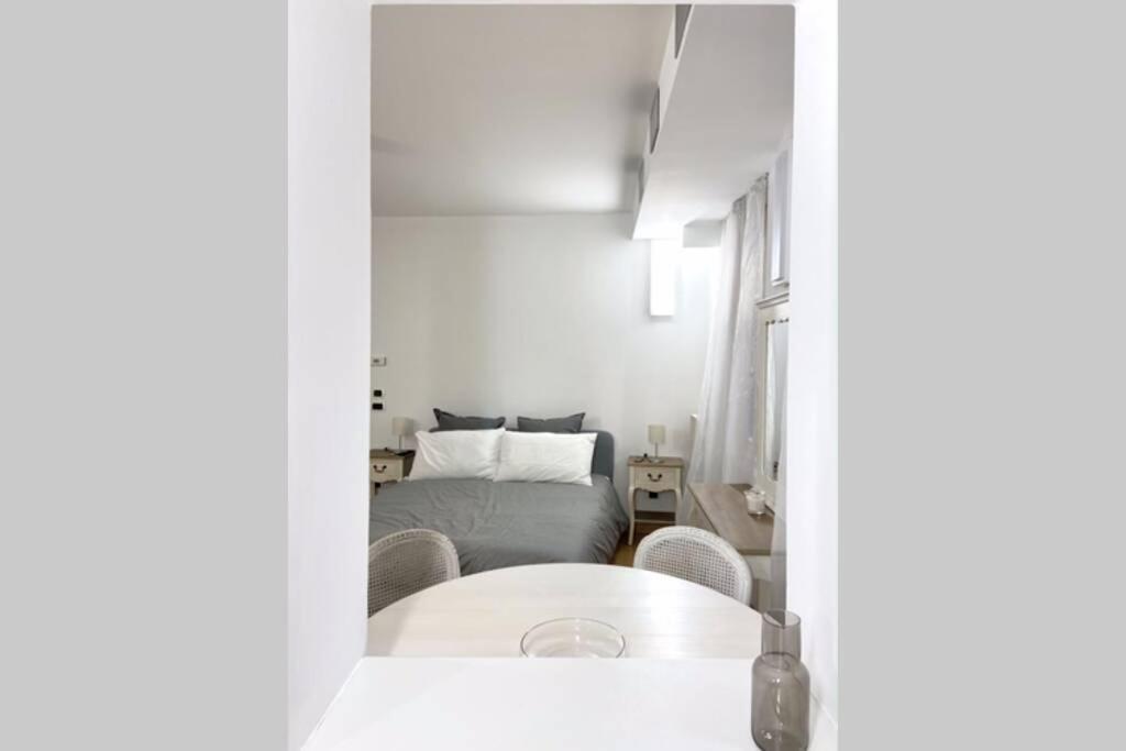 Boutique Apartment In Milano Center: Duomo Scala Экстерьер фото